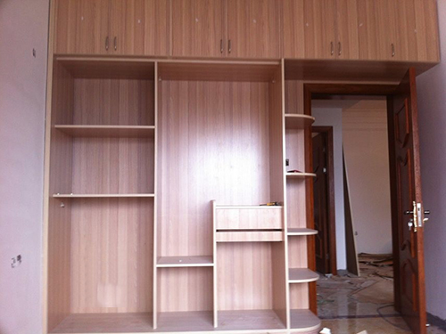 ���̰���